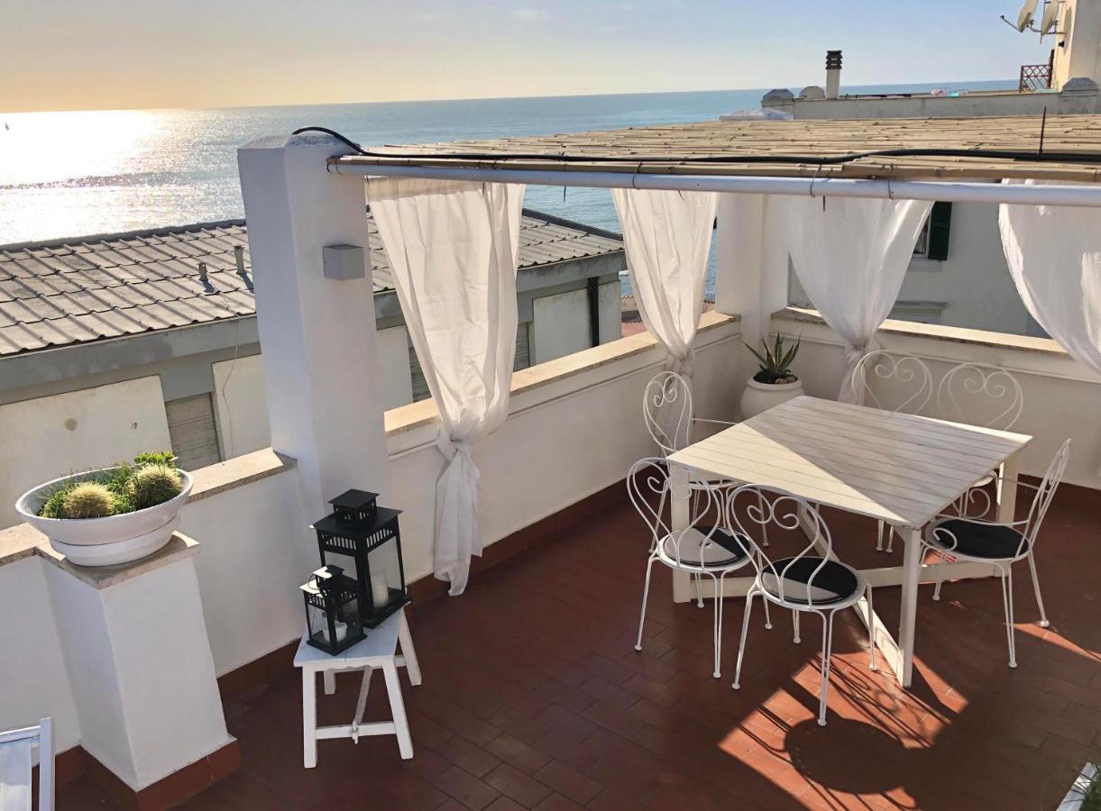 Villa La Terrazza Sul Mare à Santa Marinella Extérieur photo