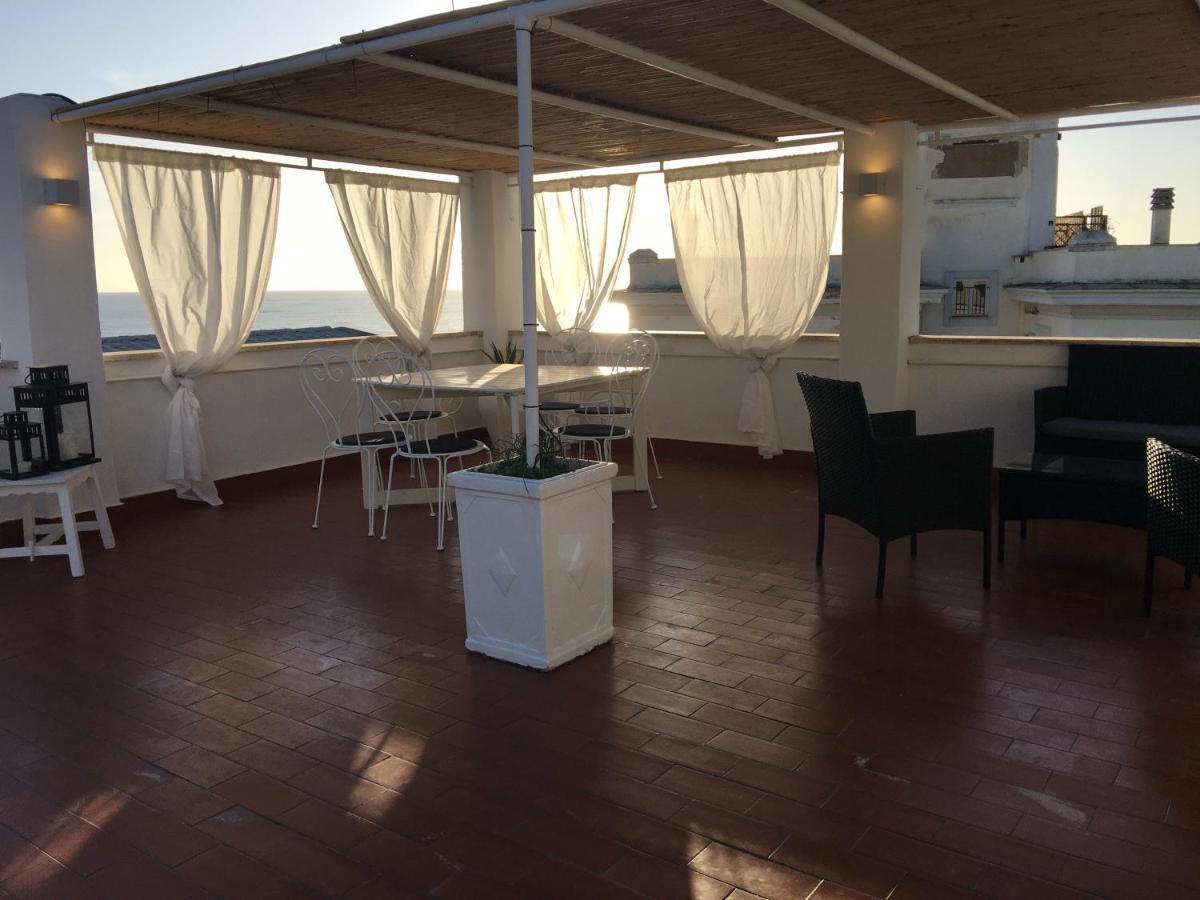 Villa La Terrazza Sul Mare à Santa Marinella Extérieur photo