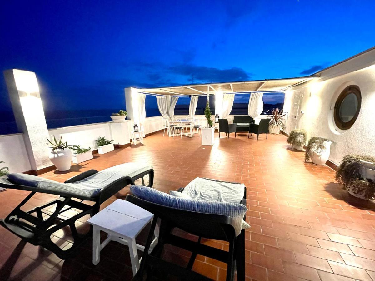 Villa La Terrazza Sul Mare à Santa Marinella Extérieur photo